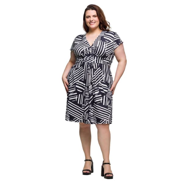 Plus Size 24/7 Comfort Apparel Black & White Pocket Dress - image 