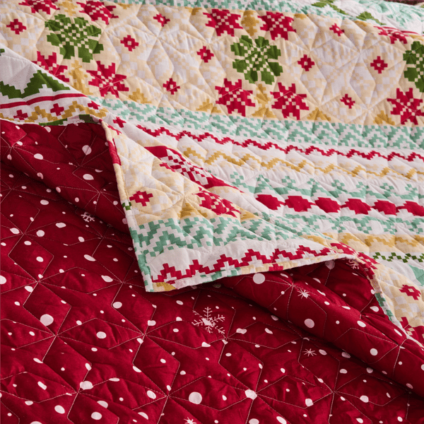 Greenland Home Fashions™ Novelty Winter Holiday Quilt Set