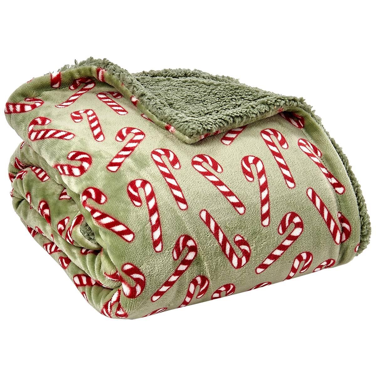 Mountain Ridge Sweet Stripes Print to Sherpa Throw