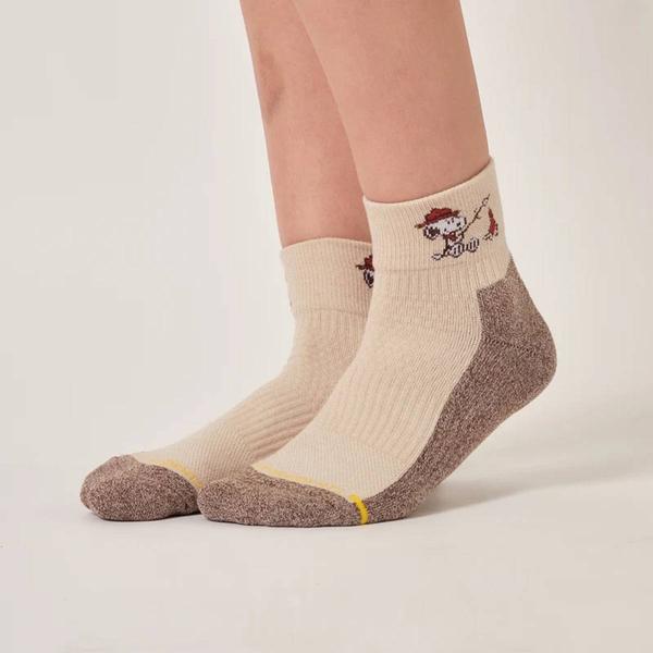 Womens Dr. Motion Snoopy Campfire Compression Quarter Socks