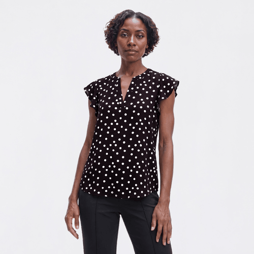Womens Adrianna Papell Flutter Sleeve Dot Crinkle Blouse