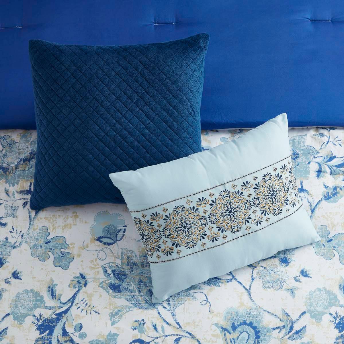 Sweet Home Collection Margolis 7pc. Floral Bed In A Bag Comforter