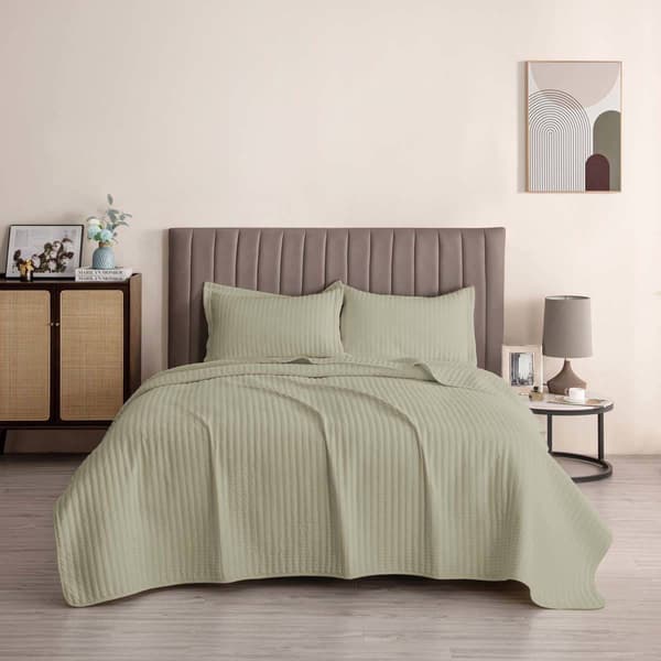 FreshFolds 3pc. Premium Solid Microfiber Quilt Set - image 