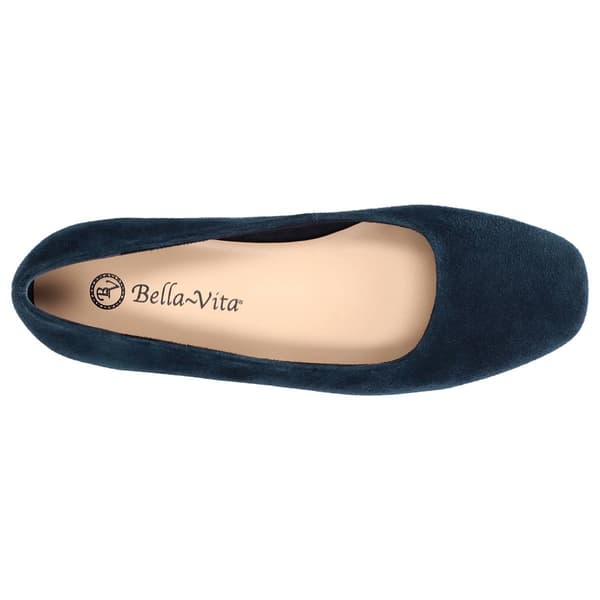 Womens Bella Vita Kimiko Suede Square Toe Flats