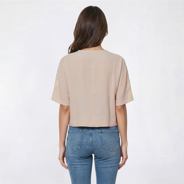 Womens Adrianna Papell Lace Applique Sleeve Airflow Blouse