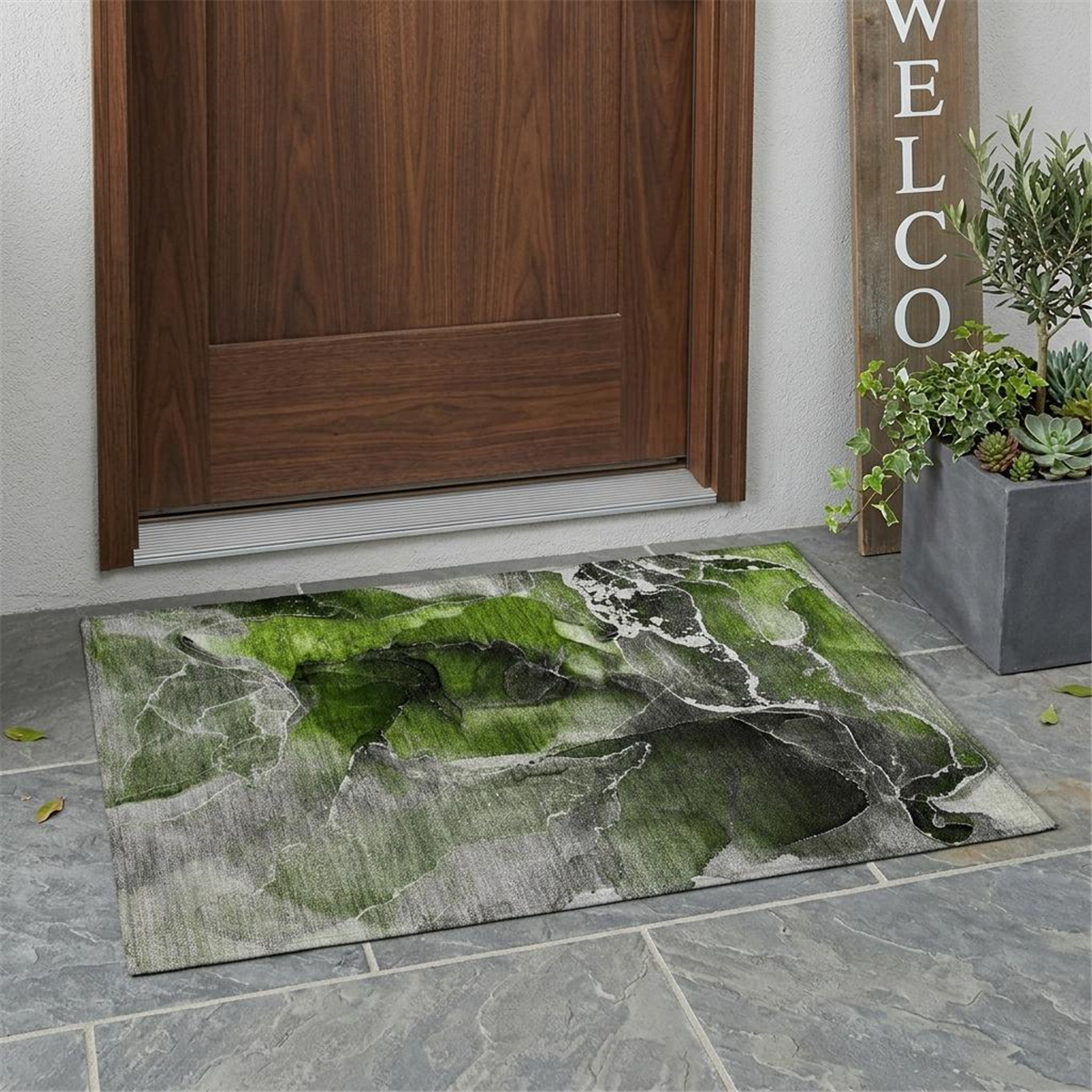 HomeRoots Green Abstract Non Skid Indoor Outdoor Accent Rug