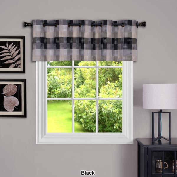 Achim Harvard Plaid Grommet Valance - 58x14 alternate view