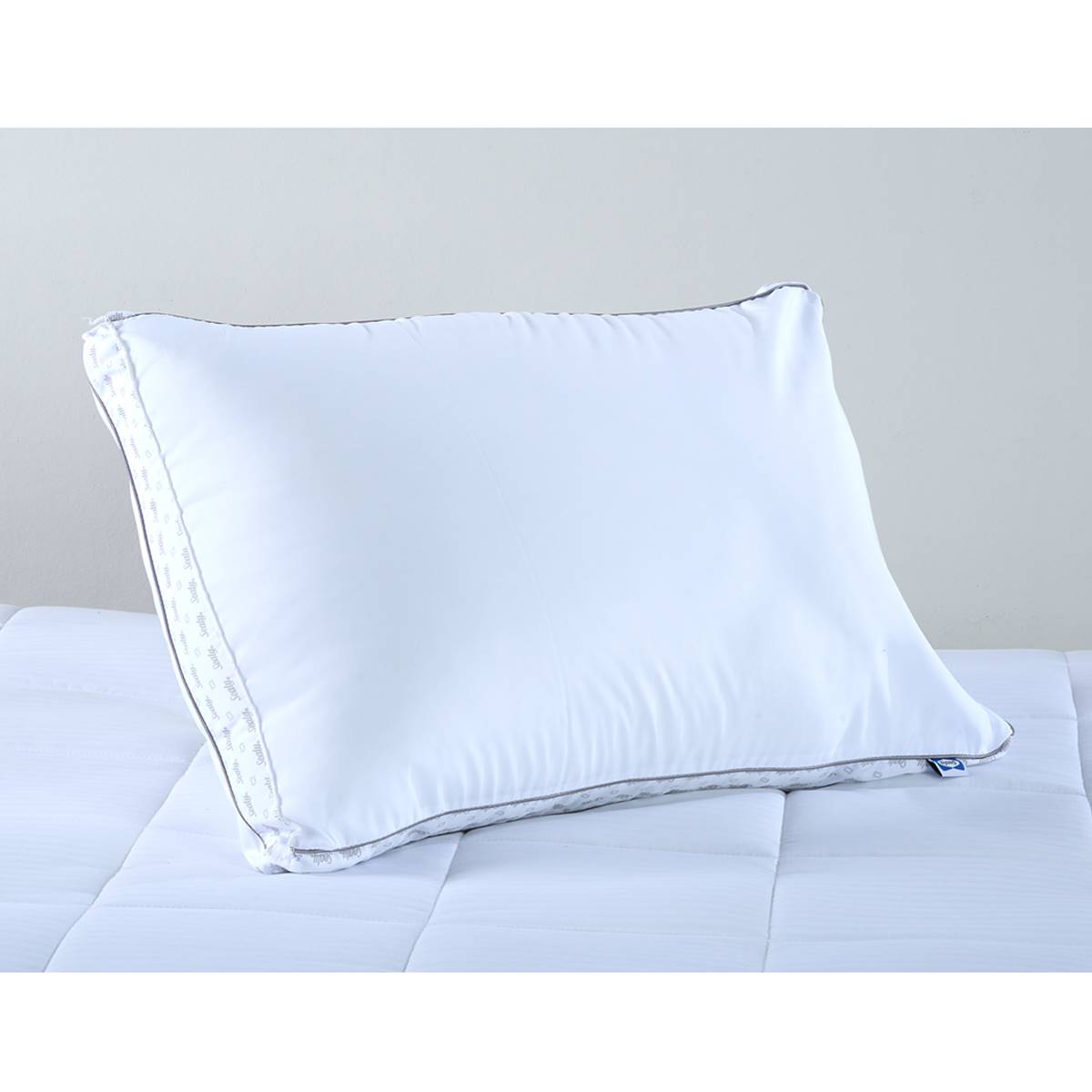 Sealy(R) Microfiber Super Firm Density Bed Pillow