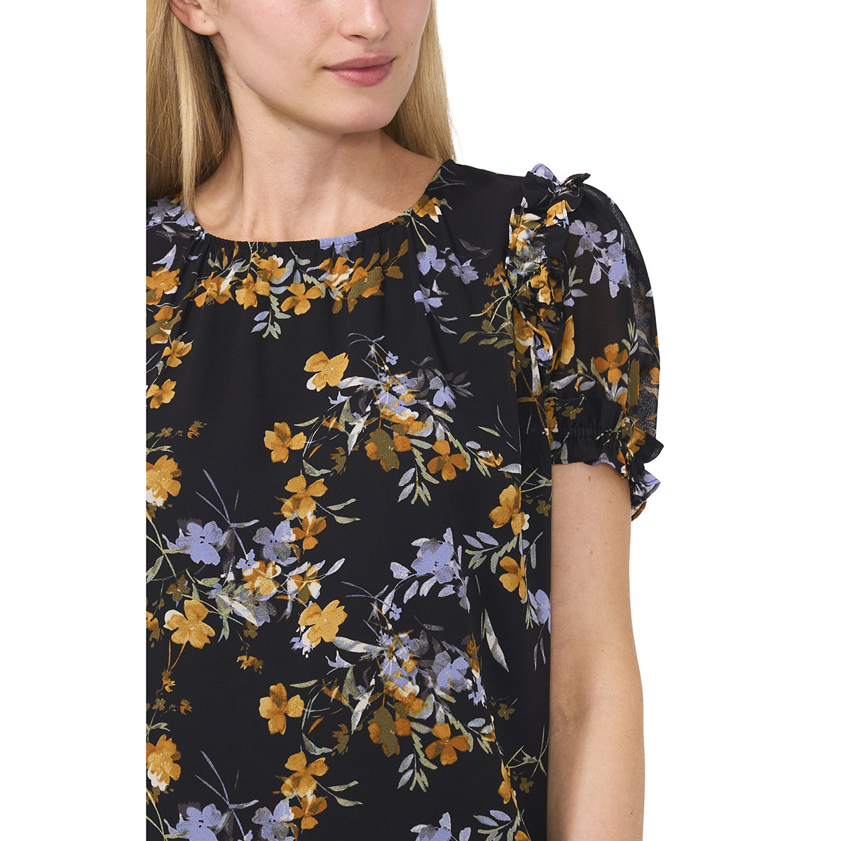 Womens Cece Short Sleeve Ruffle Floral Blouse