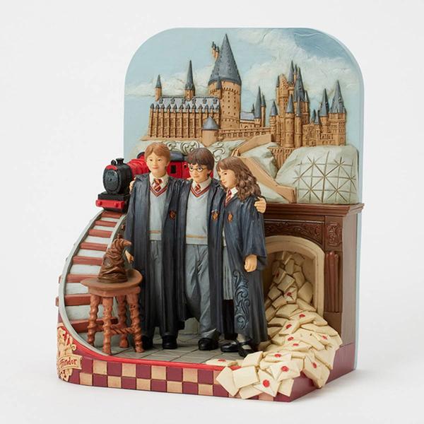 Jim Shore Harry Potter Trio Castle Scene Figurine alternate view