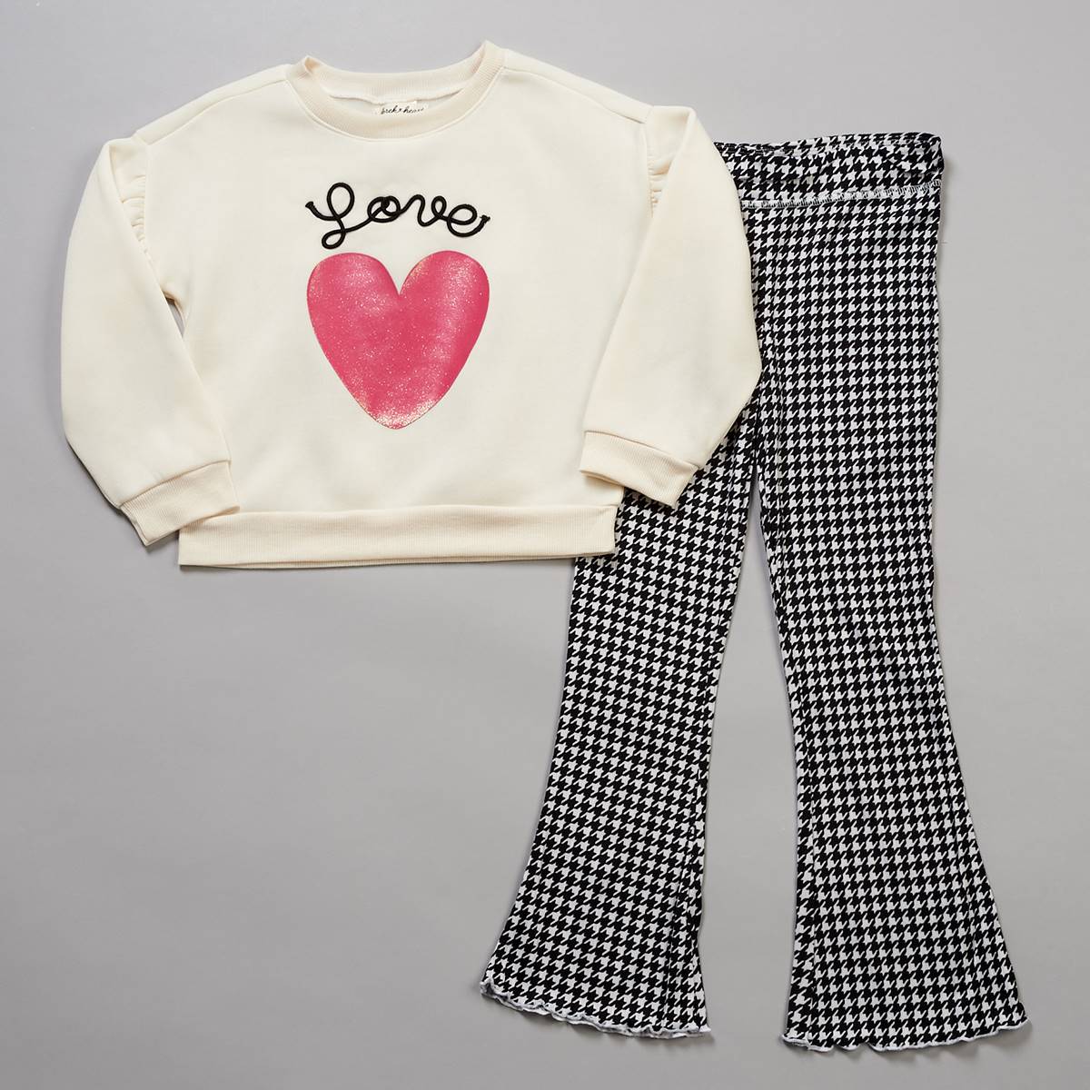 Girls (7-12) Derek Heart Love Sweatshirt & Flare Leggings Set