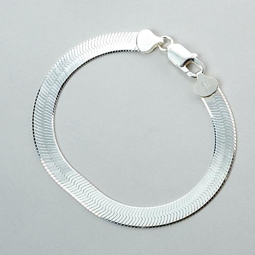 Ellen Tracy Sterling Silver Omega Bracelet