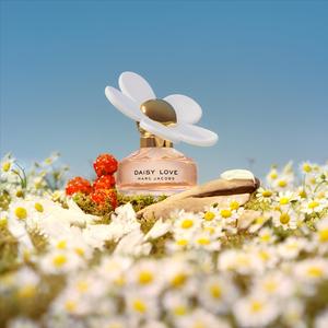 Marc Jacobs Daisy Love Eau de Toilette alternate view