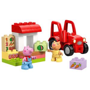 LEGO(R) DUPLO Peppa Pig Tractor & Market alternate view