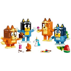 LEGO(R) Bluey Brick Built Bluey Family alternate view