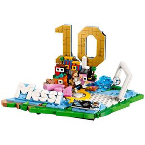 LEGO(R) Editions Lionel Messi  Soccer Highlights alternate view