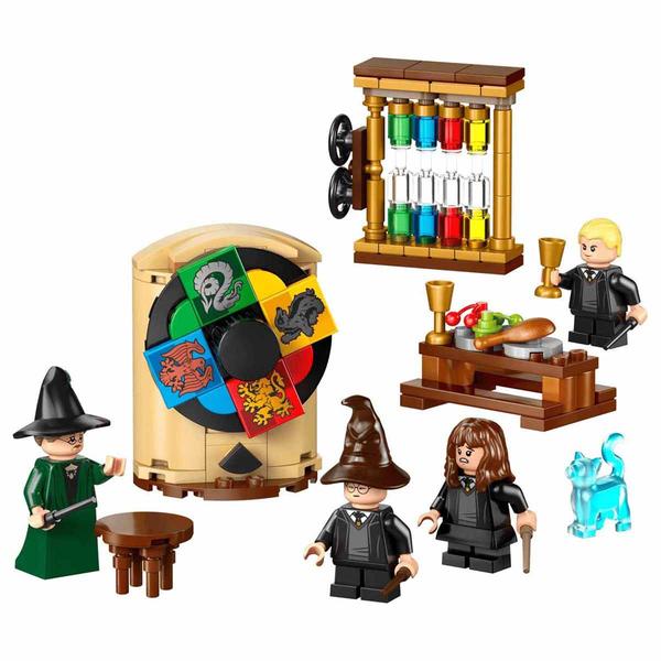 LEGO(R) Hogwarts(tm) Castle: Sorting Hat(tm) Ceremony Building Kit alternate view