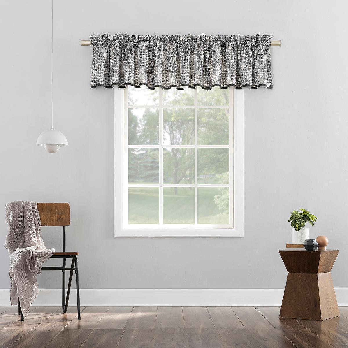 Aran Sweater-Look Room Darkening Rod Pocket Valance - 54x18