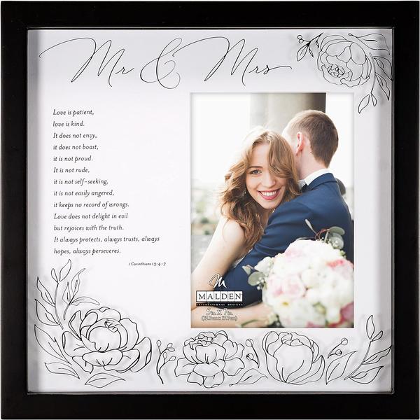 Malden 5x7 Corinthian Shadowbox