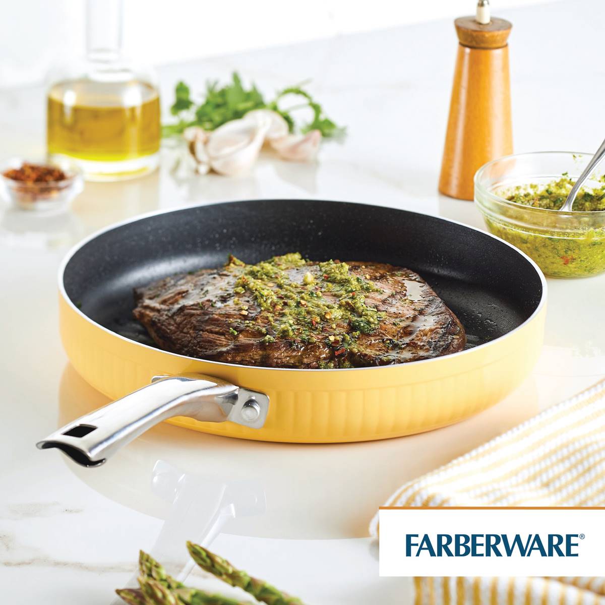 Farberware(R) Style 11.25in. Nonstick Cookware Deep Round Grill Pan