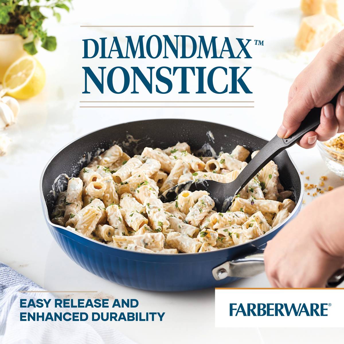 Farberware(R) Style 11.25in. Nonstick Cookware Frying Pan