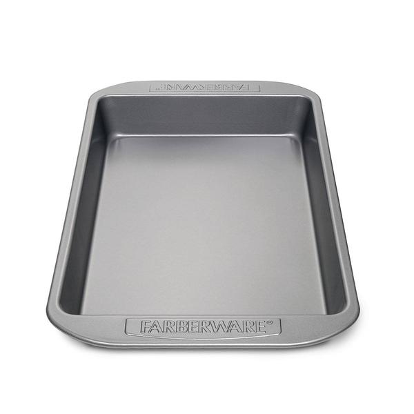 Farberware(R) 9x13 Non-Stick Bakeware Rectangular Cake Pan
