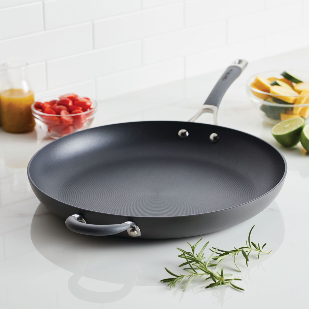Circulon(R) Radiance 14in. Hard-Anodized Non-Stick Frying Pan