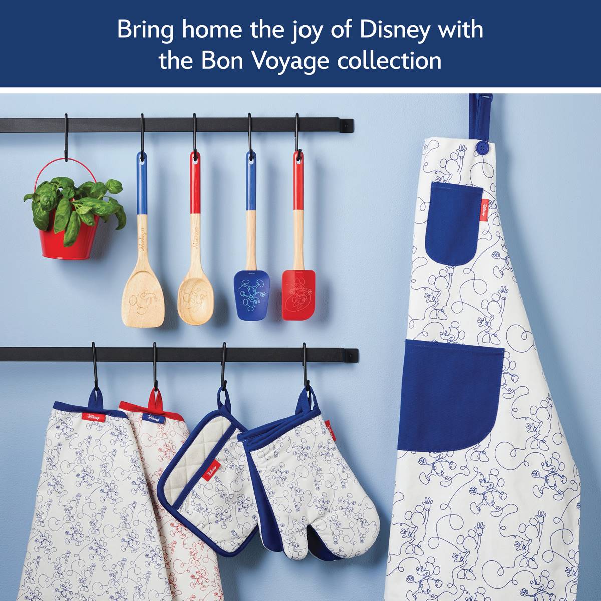 Disney Home Bon Voyage 2pc. Oven Mitt Set