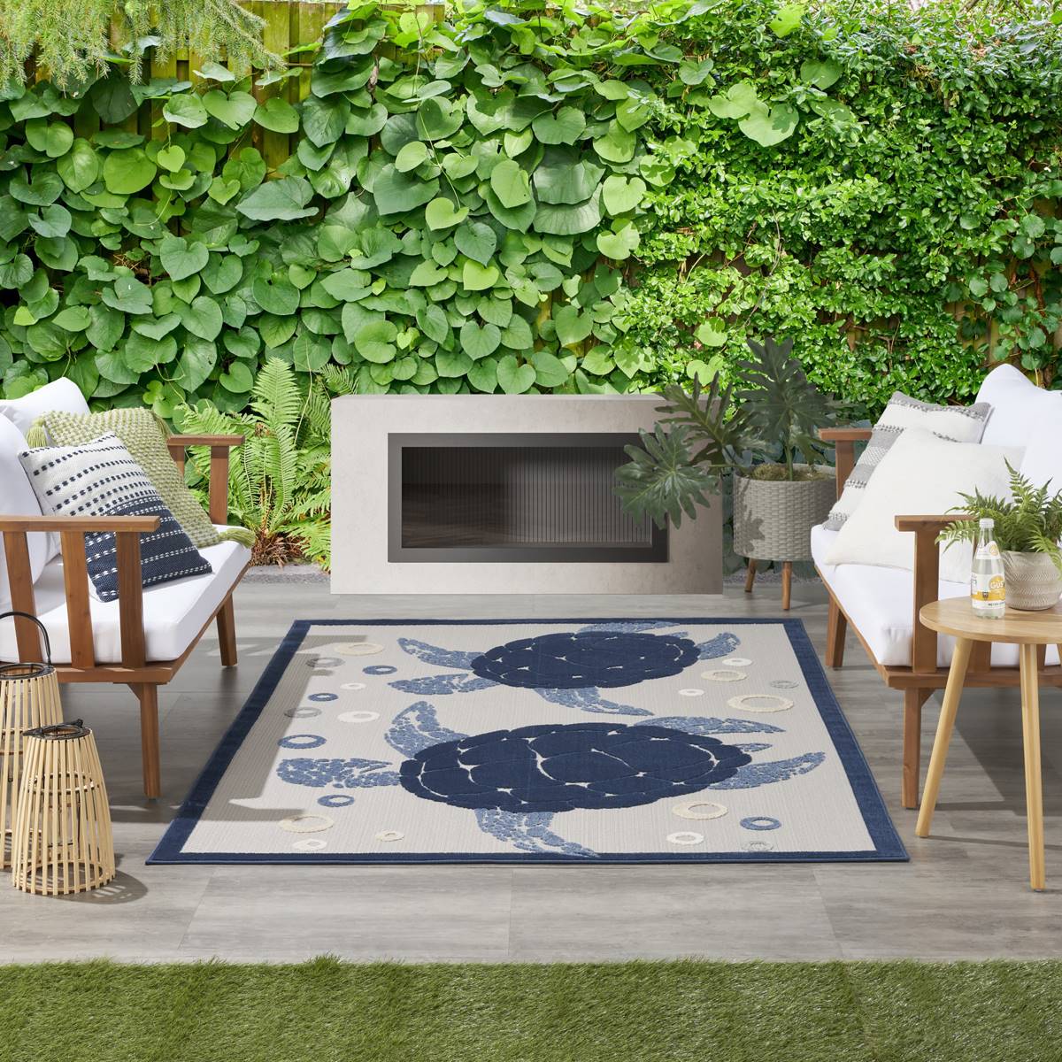 Nourison Aloha Large Turtles Indoor/Outdoor Area Rug