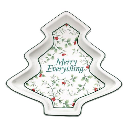 Pfaltzgraff(R) Winterberry Tree Figure Plate