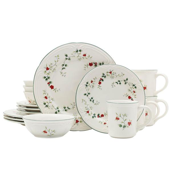 Pfaltzgraff(R) Winterberry 16pc. Dinnerware Set