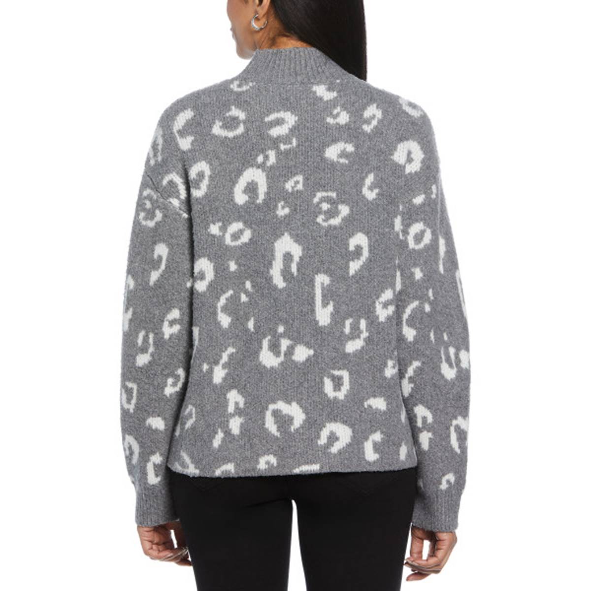 Womens Rafaella(R) Long Sleeve Cheetah Pullover Sweater