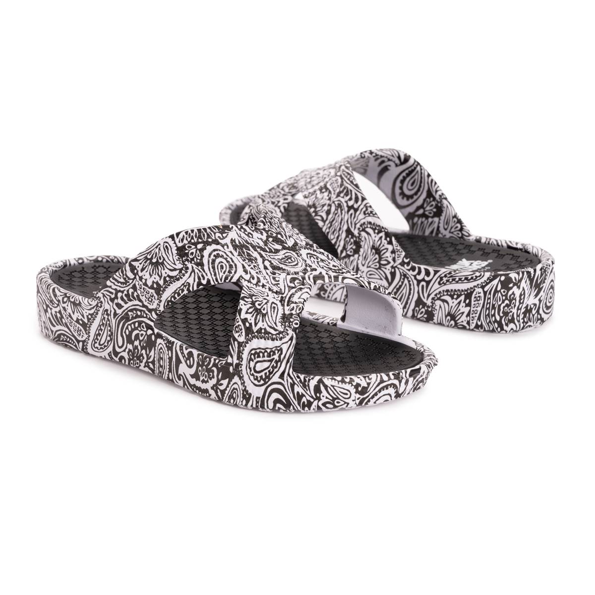 Womens MUK LUKS(R) Spa Day Paisley Slide Sandals