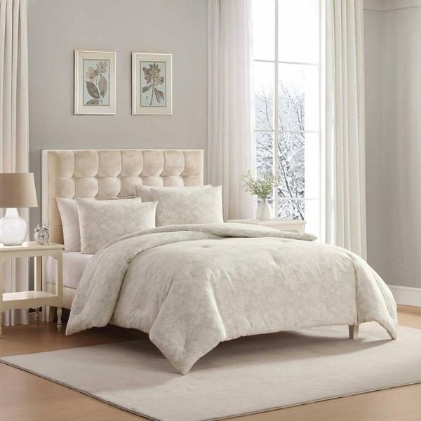 Laura Ashley(R) Meredith Flannel Cotton 3pc. Comforter Set alternate view