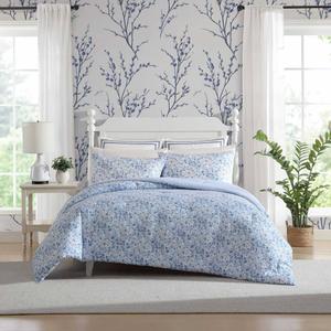 Laura Ashley(R) Quartet Reversible 3pc. Comforter Set