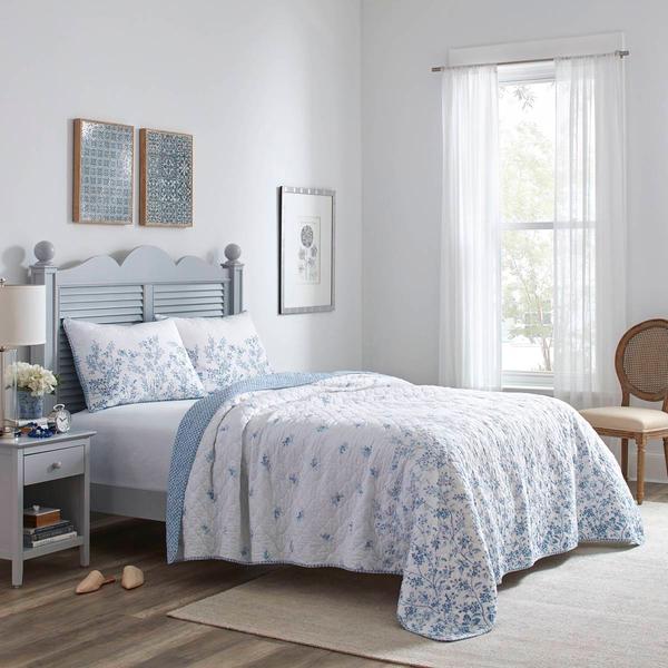 Laura Ashley(R) Flora 136 Thread Count Reversible Quilt Set alternate view