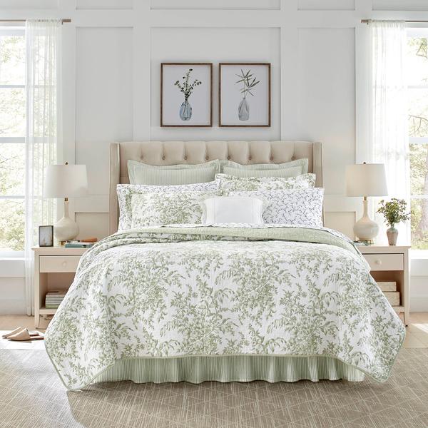 Laura Ashley(R) Bedford Reversible Cotton 3pc. Quilt Set alternate view