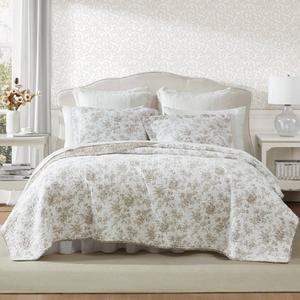 Laura Ashley(R) Walled Garden Cotton Reversible 3pc. Quilt Set