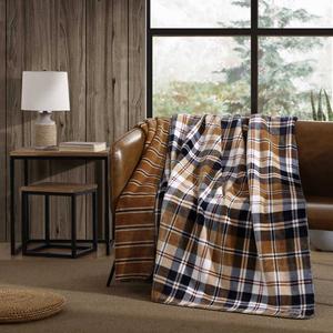 Eddie Bauer Trailhead Plaid Plush-Fleece Reversible Blanket alternate view