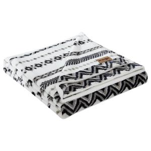 Wrangler Diamond Trail Plush Fleece Reversible Throw alternate view