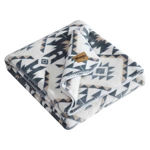 Wrangler Dakota Plush Reversible Throw