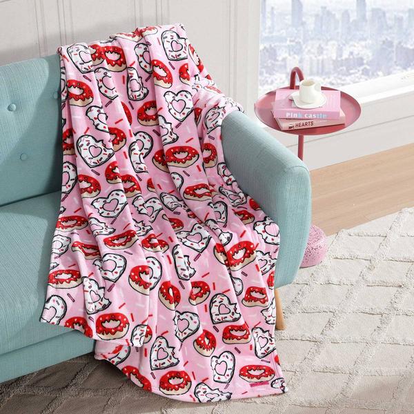 Betsey Johnson Donut Hearts Ultra-Soft Plush Throw alternate view