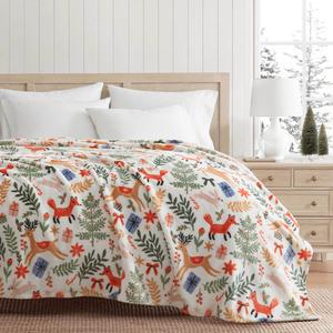 Martha Stewart Holiday Woodland Throw alternate view