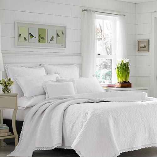 Laura Ashley(R) Heirloom Crochet Quilt Set