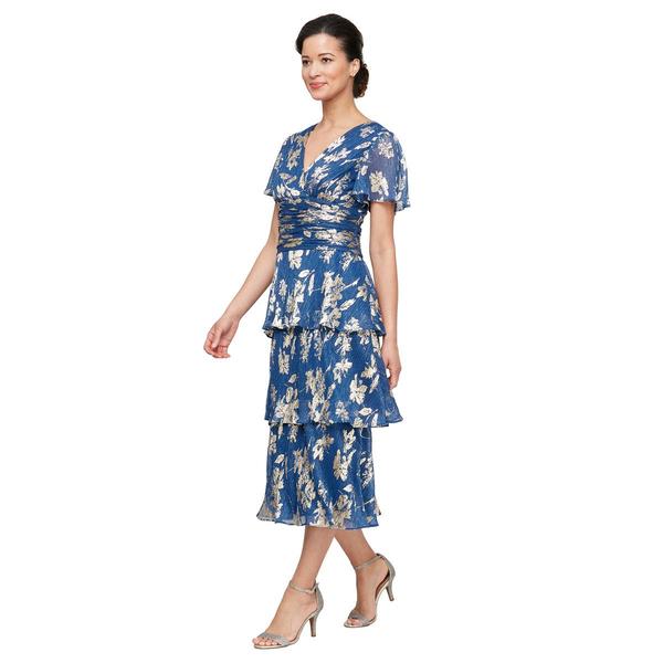 Petite SLNY Short Sleeve Tiered Foil Floral Midi Dress