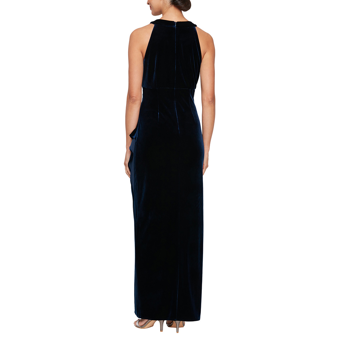 Petites SLNY Sleeveless Beaded Halter Neck Velvet Evening Gown