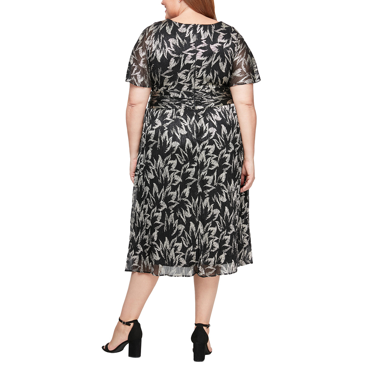 Plus Size SLNY Short Sleeve Foil Ruched Empire Waist Midi Dress