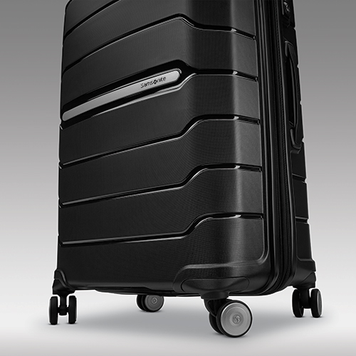 Samsonite Freeform Hardside 24in. Spinner Luggage