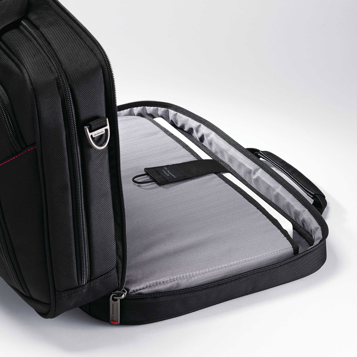 Samsonite Xenon 3.0 2-Gusset Briefcase