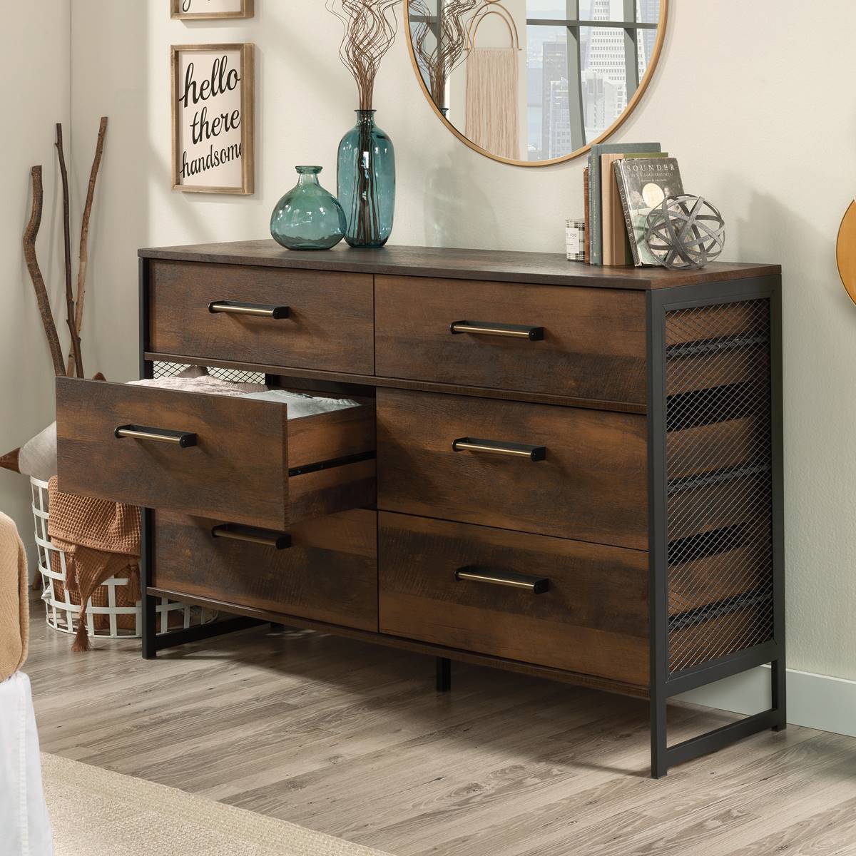 Sauder Briarbrook 6-Drawer Dresser